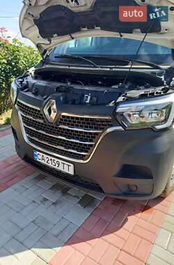 Грузовой фургон Renault Master 2021 в 
