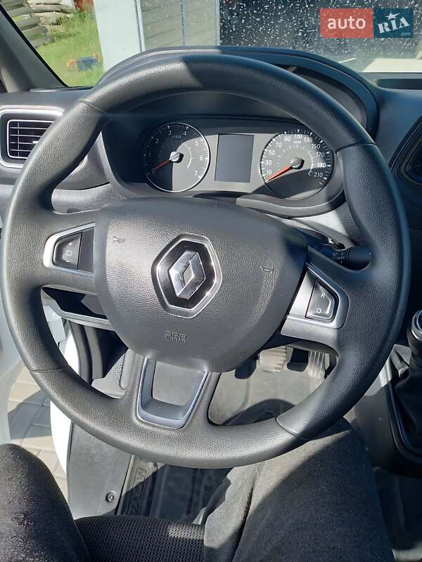 Вантажний фургон Renault Master 2021 в Черкасах