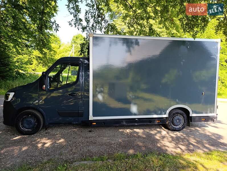 Грузовой фургон Renault Master 2021 в Стрые