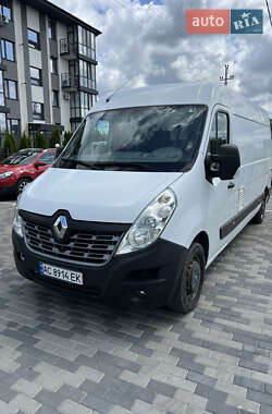 Вантажний фургон Renault Master 2016 в Луцьку