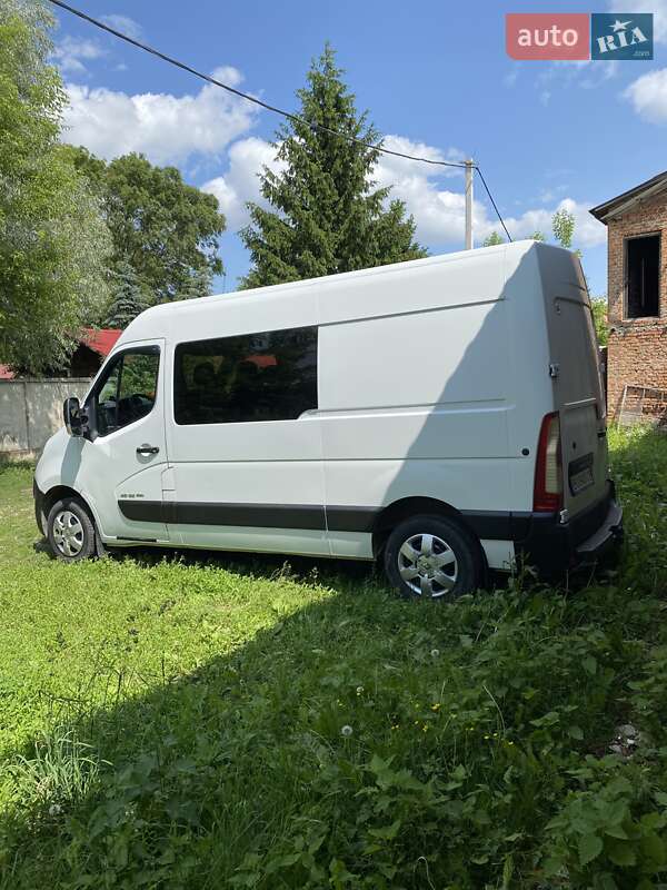 Мікроавтобус Renault Master 2016 в Тернополі