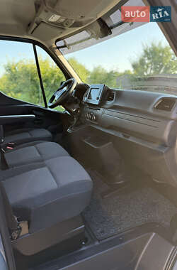 Грузовой фургон Renault Master 2020 в 