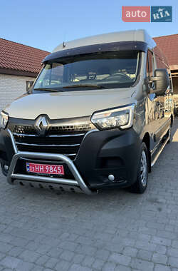 Грузовой фургон Renault Master 2020 в 