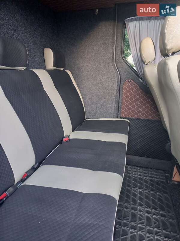 Мікроавтобус Renault Master 2011 в Львові