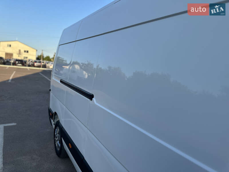 Вантажний фургон Renault Master 2020 в Дубні