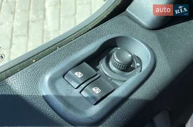 Грузопассажирский фургон Renault Master 2010 в 