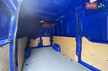 Вантажний фургон Renault Master 2023 в 