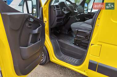 Грузовой фургон Renault Master 2020 в 