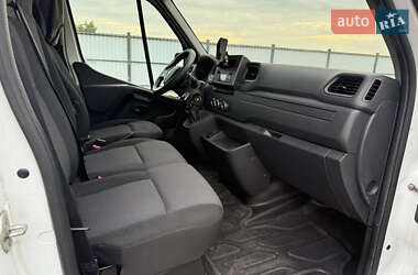 Грузовой фургон Renault Master 2020 в 