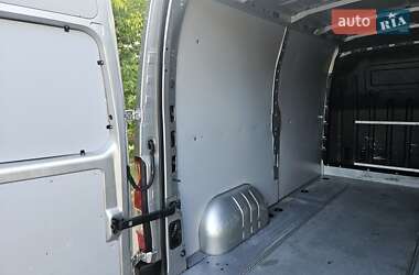 Грузовой фургон Renault Master 2018 в 
