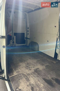 Грузовой фургон Renault Master 2013 в 