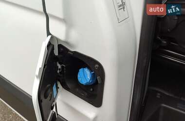 Грузовой фургон Renault Master 2019 в 