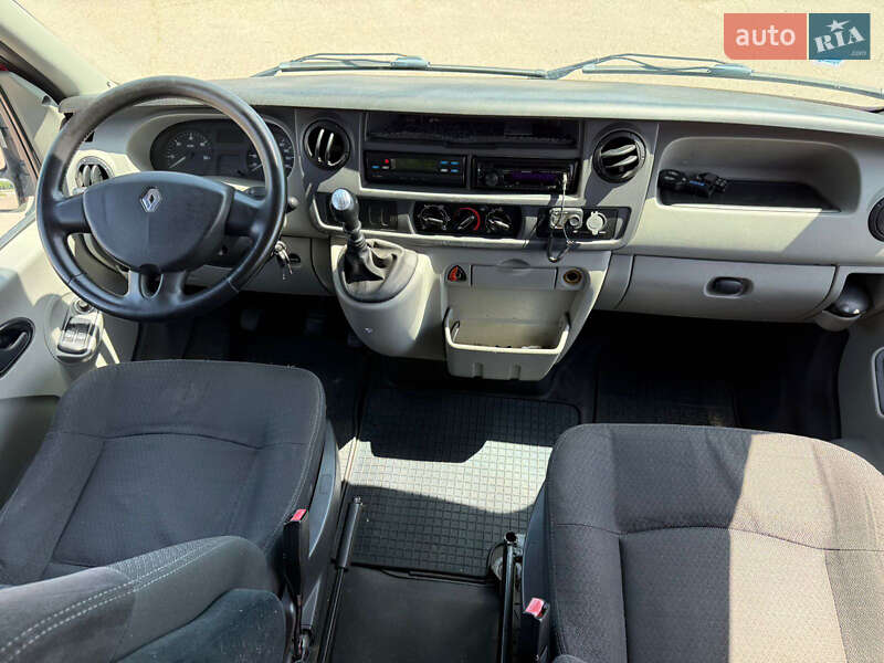 Автовоз Renault Master 2008 в Дубні