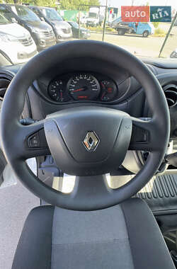Грузовой фургон Renault Master 2017 в 