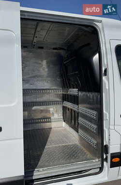 Грузовой фургон Renault Master 2017 в 