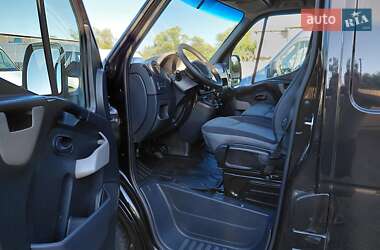 Грузовой фургон Renault Master 2016 в 