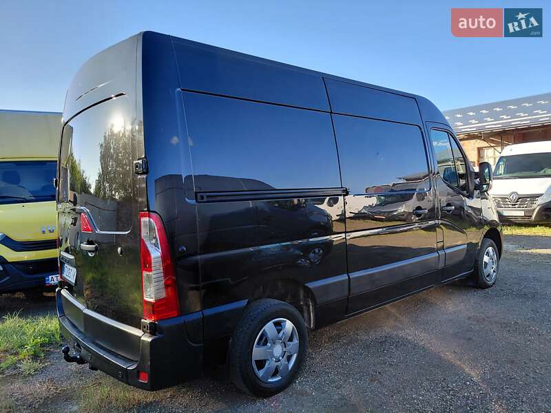 Грузовой фургон Renault Master 2016 в Ивано-Франковске