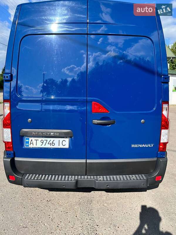 Грузовой фургон Renault Master 2020 в Калуше