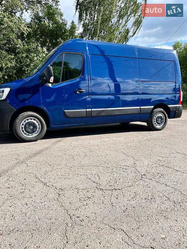 Грузовой фургон Renault Master 2020 в Калуше