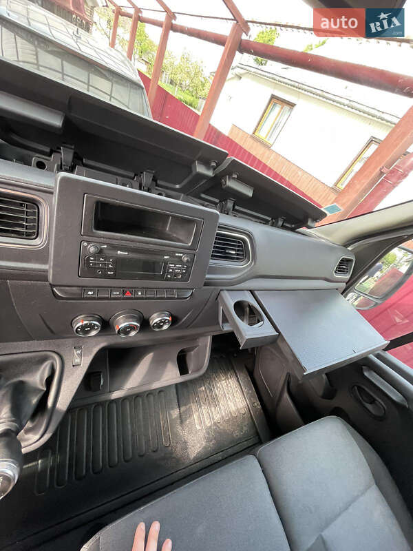 Грузовой фургон Renault Master 2021 в Надворной