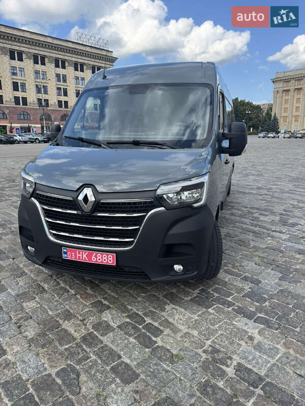 Renault Master 2023