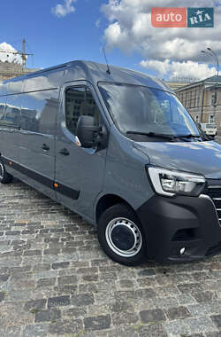 Грузовой фургон Renault Master 2023 в 