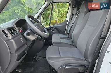 Грузовой фургон Renault Master 2021 в 