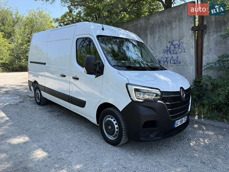 Renault Master 2021
