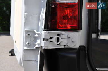 Грузовой фургон Renault Master 2020 в 