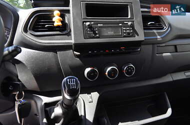 Грузовой фургон Renault Master 2020 в 