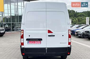 Вантажний фургон Renault Master 2022 в 