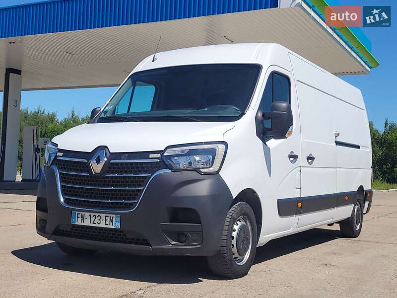 Грузовой фургон Renault Master 2020 в 