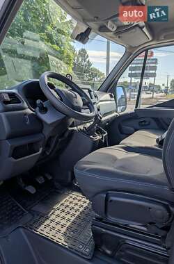 Грузовой фургон Renault Master 2020 в 