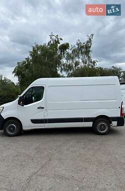Грузовой фургон Renault Master 2020 в 