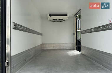 Другие грузовики Renault Master 2016 в 