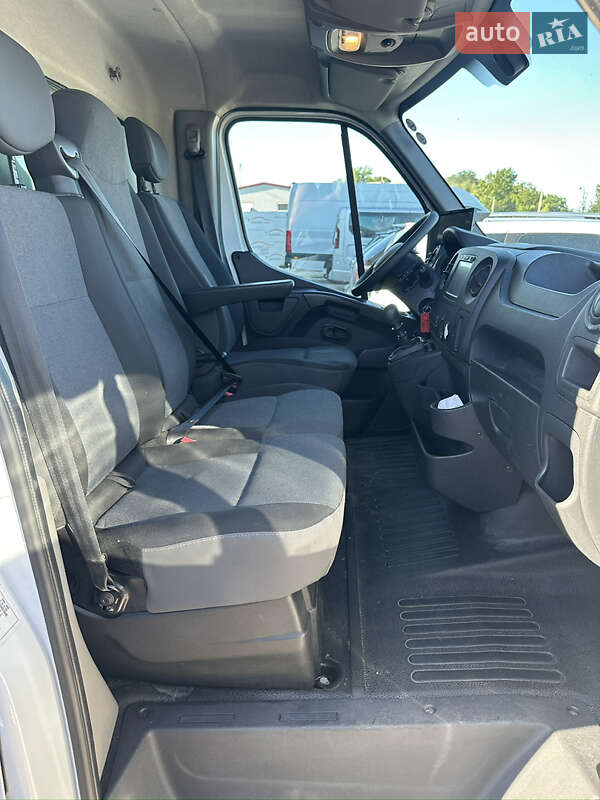 Другие грузовики Renault Master 2019 в Львове