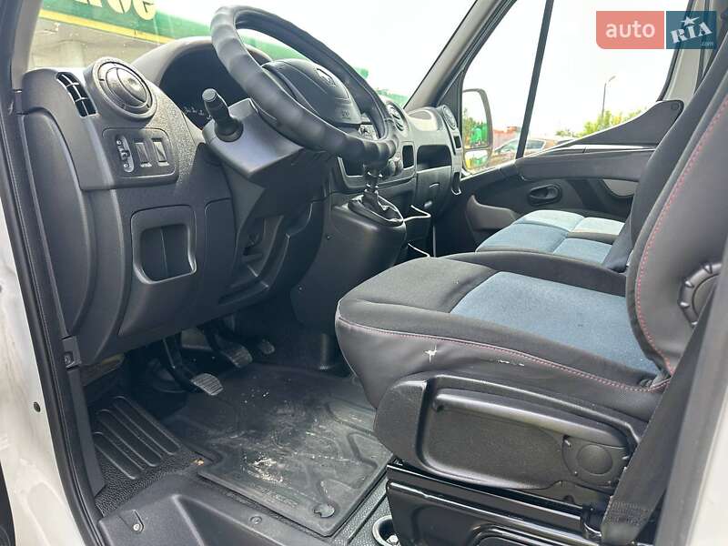 Автовышка Renault Master 2014 в Ровно