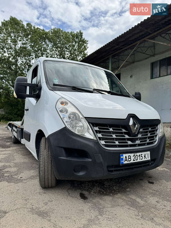 Эвакуатор Renault Master 2015 в Мукачево