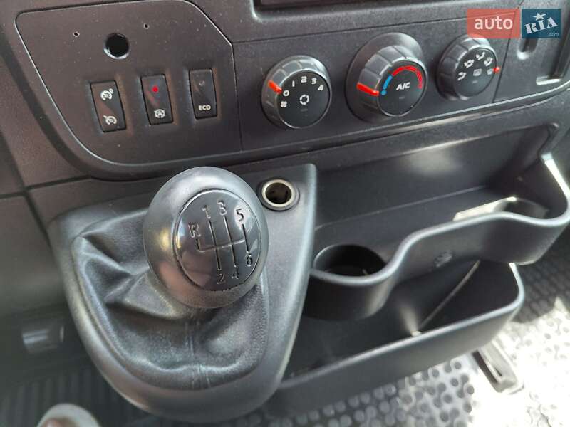 Грузовой фургон Renault Master 2016 в Ивано-Франковске