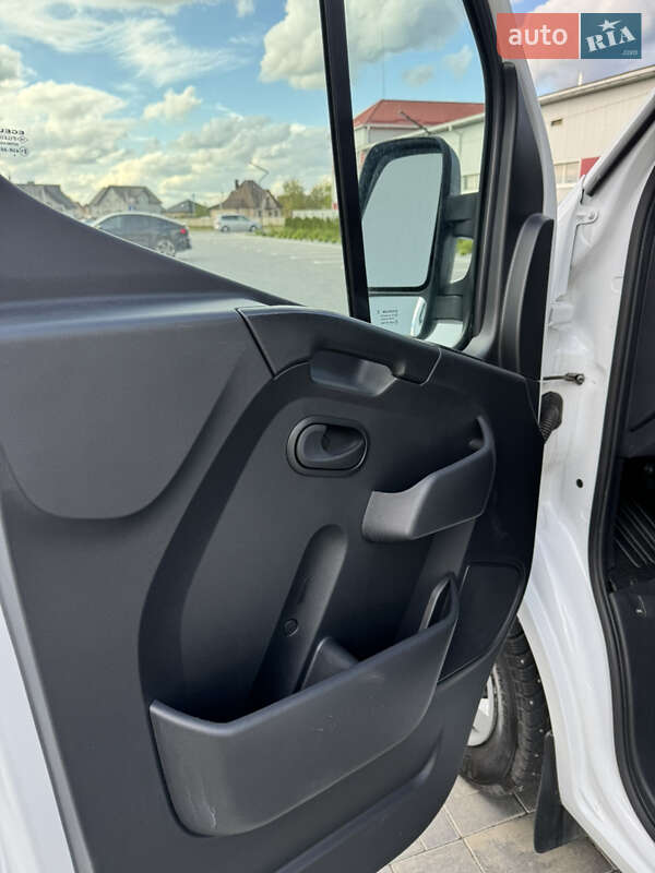 Грузовой фургон Renault Master 2020 в Луцке