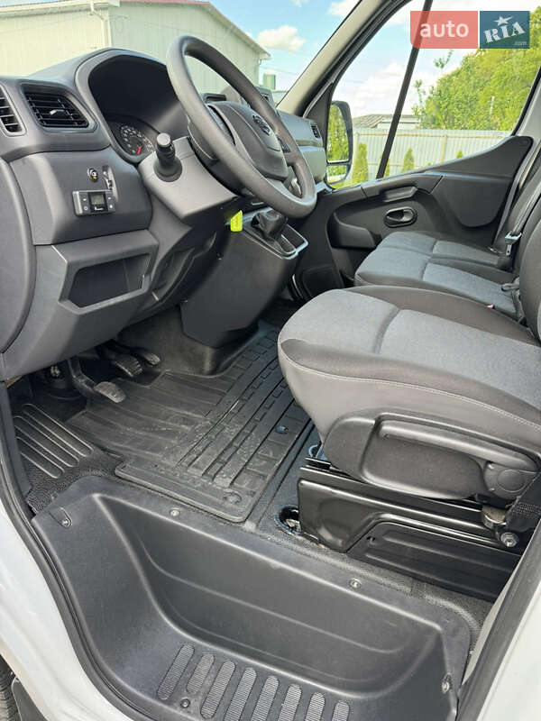 Грузовой фургон Renault Master 2020 в Луцке