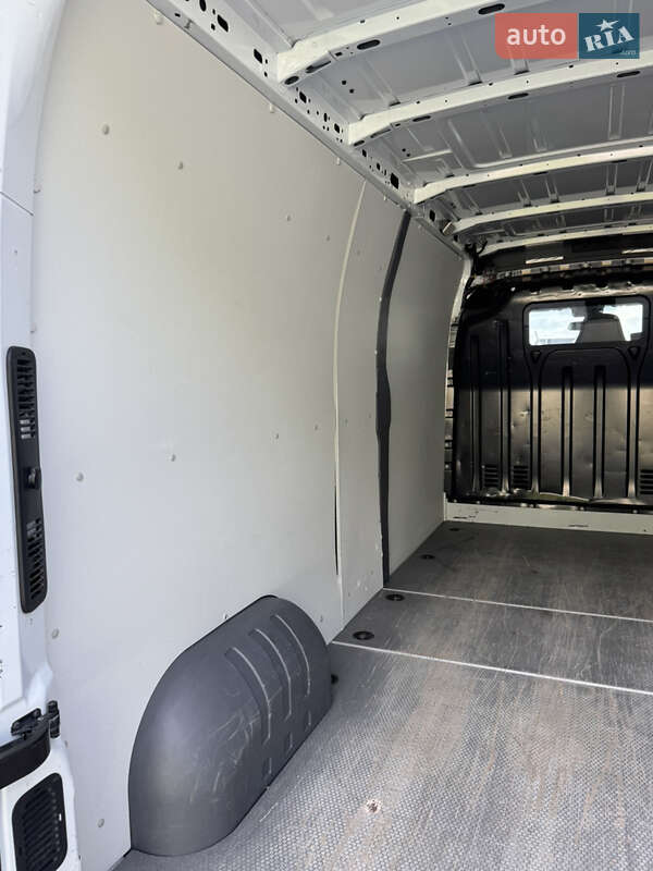 Грузовой фургон Renault Master 2020 в Луцке