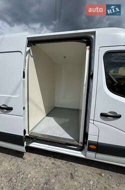 Грузовой фургон Renault Master 2020 в 