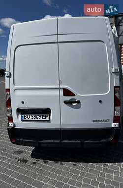 Грузовой фургон Renault Master 2018 в 