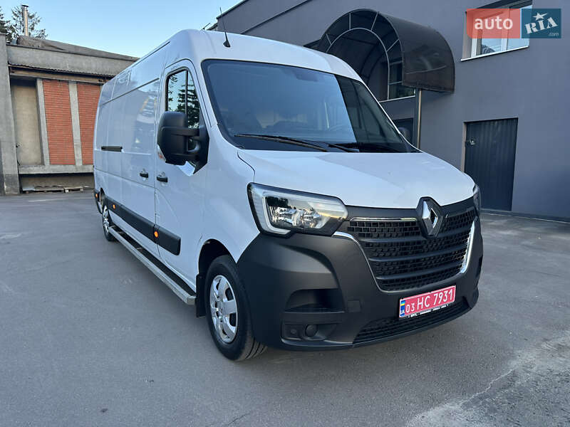 Грузовой фургон Renault Master 2020 в 