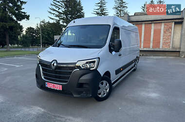 Грузовой фургон Renault Master 2020 в 