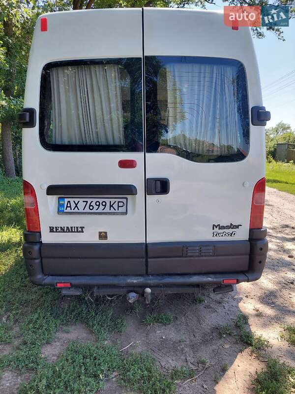Мікроавтобус Renault Master 2000 в Будах