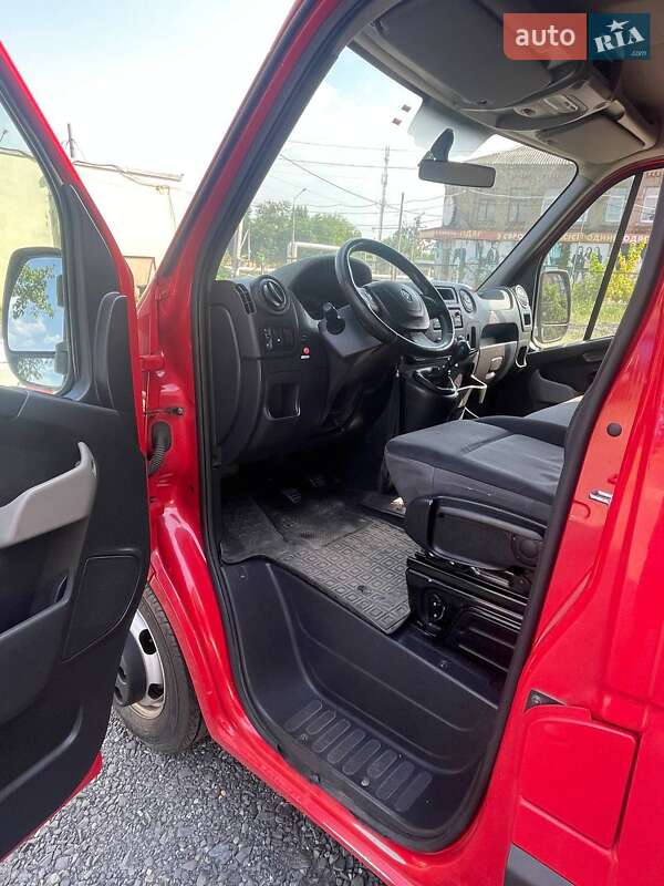 Грузовой фургон Renault Master 2016 в Харькове