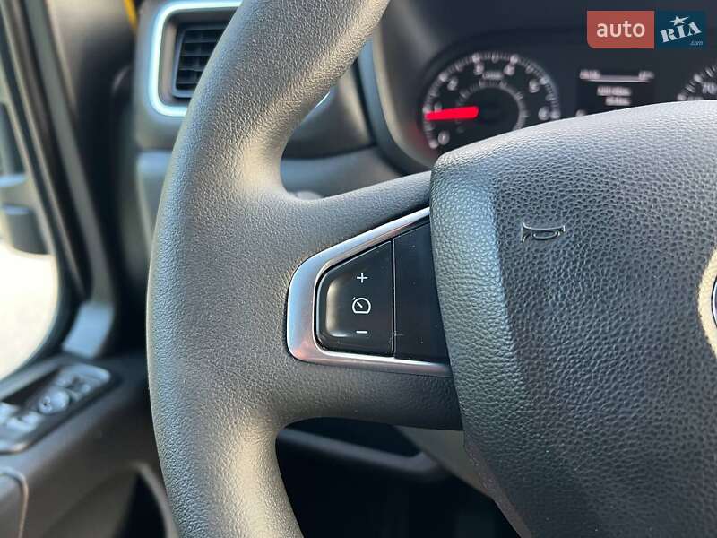 Тентованый Renault Master 2021 в Киеве
