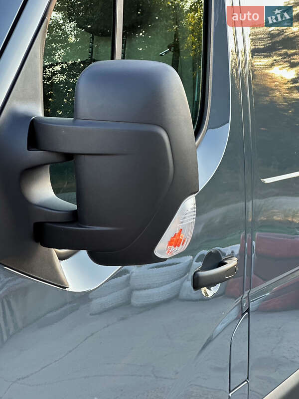 Грузовой фургон Renault Master 2020 в Киеве